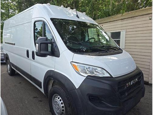 Bright White Clearcoat 2024 RAM ProMaster 2500 Tradesman