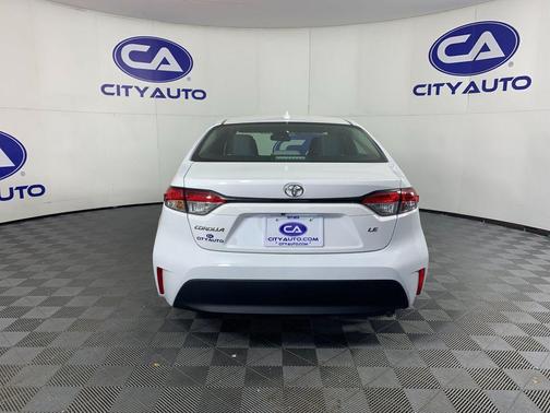 Ice Cap 2023 Toyota Corolla LE