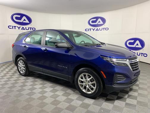2022 Chevrolet Equinox LS
