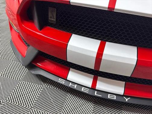 2017 Ford Shelby GT350 Base