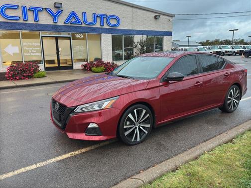 2021 Nissan Altima SR FWD