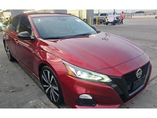 2021 Nissan Altima SR FWD