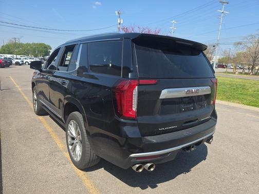Onyx Black 2023 GMC Yukon Denali