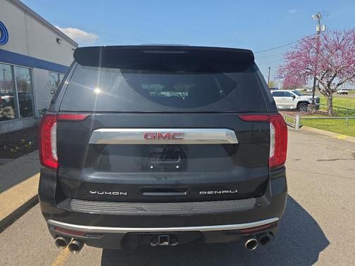 Onyx Black 2023 GMC Yukon Denali