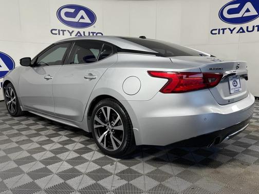 2017 Nissan Maxima SL