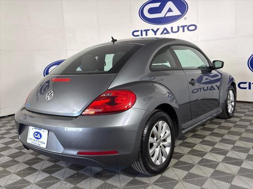 2014 Volkswagen Beetle Auto 1.8T Entry