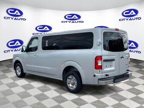 2018 Nissan NV Passenger NV3500 HD S V6