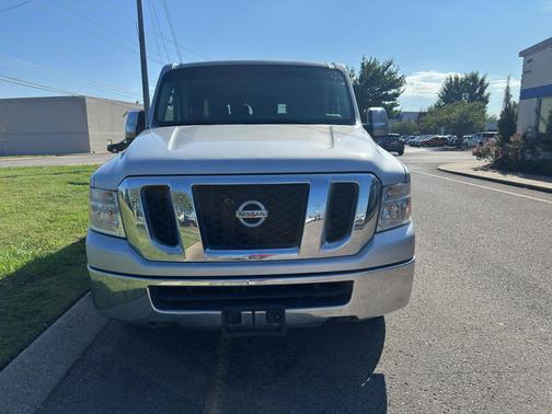 2018 Nissan NV Passenger NV3500 HD S V6