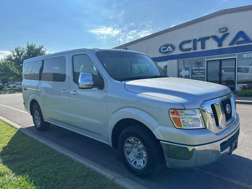 2018 Nissan NV Passenger NV3500 HD S V6