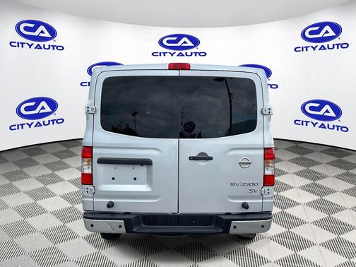 2018 Nissan NV Passenger NV3500 HD S V6