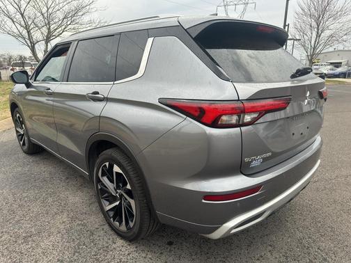 2022 Mitsubishi Outlander SEL 2.5 2WD