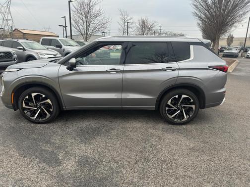 2022 Mitsubishi Outlander SEL 2.5 2WD