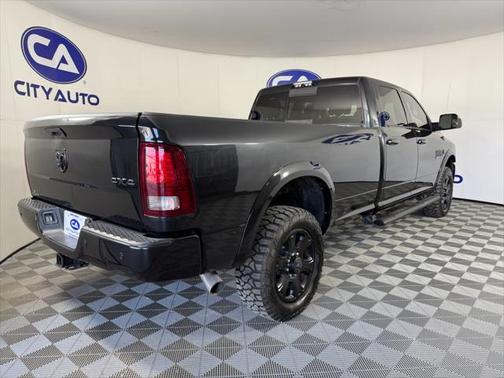 2018 RAM 3500 Laramie Crew Cab 4x4 8' Box
