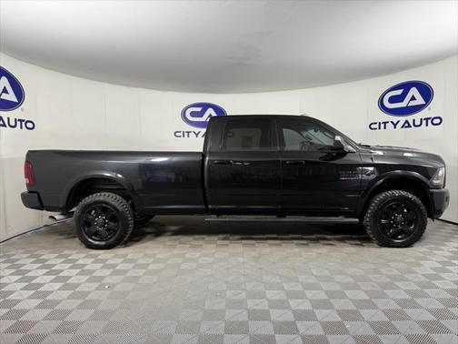 2018 RAM 3500 Laramie Crew Cab 4x4 8' Box