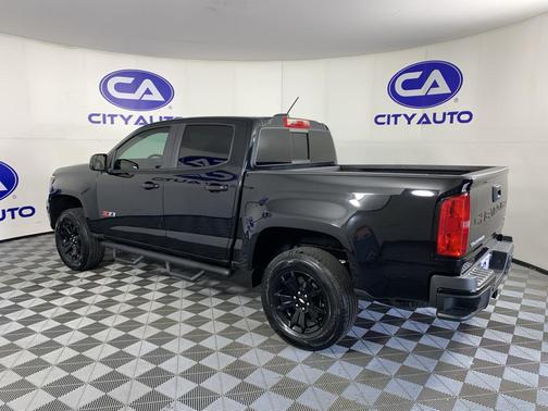 Black 2022 Chevrolet Colorado Z71