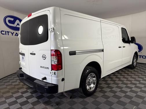 2017 Nissan NV Cargo NV1500 SV V6