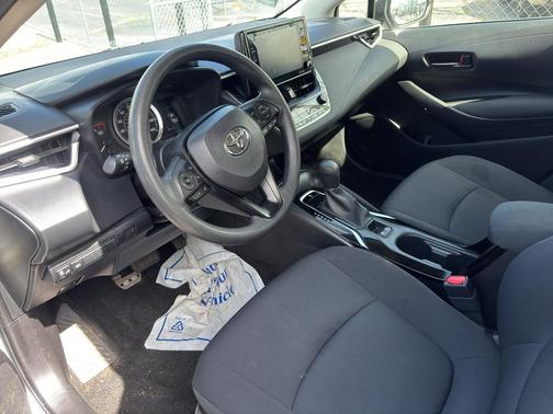 Classic Silver Metallic 2022 Toyota Corolla LE