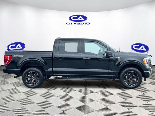Agate Black Metallic 2022 Ford F-150 XLT