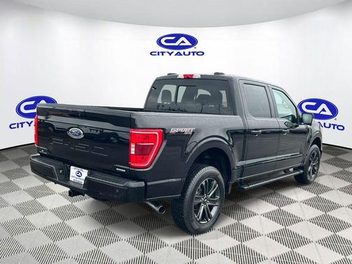 Agate Black Metallic 2022 Ford F-150 XLT
