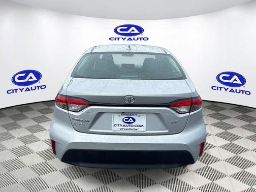Classic Silver Metallic 2024 Toyota Corolla LE