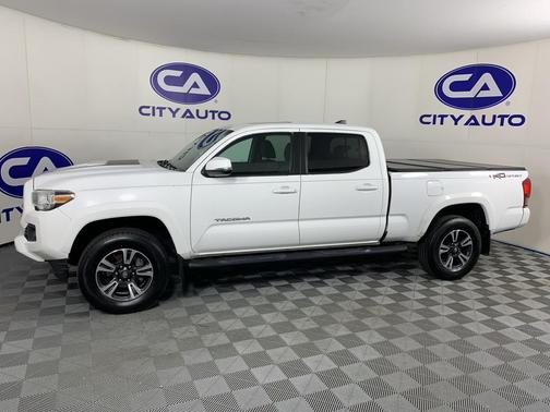 Super White 2016 Toyota Tacoma TRD Sport