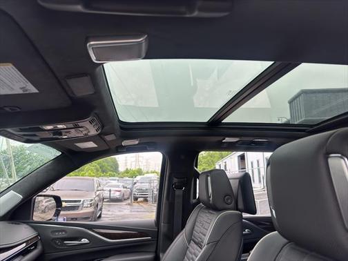 2022 Cadillac Escalade Sport Platinum