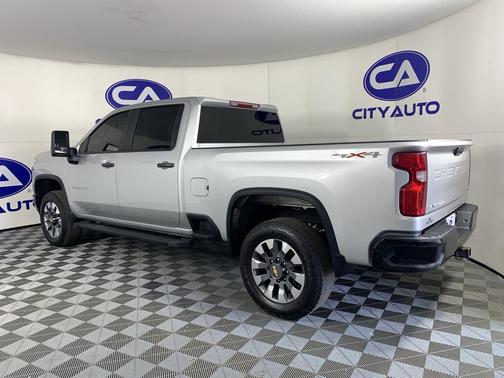 2022 Chevrolet Silverado 2500 Custom