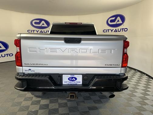 2022 Chevrolet Silverado 2500 Custom