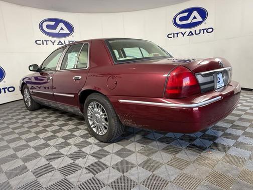 2009 Mercury Grand Marquis LS (Fleet Only)