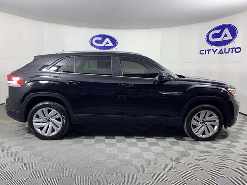 2020 Volkswagen Atlas Cross Sport 2.0T SE w/Technology