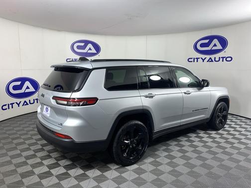 Silver Zynith 2023 Jeep Grand Cherokee L Altitude