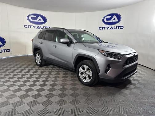 2021 Toyota RAV4 Hybrid XLE