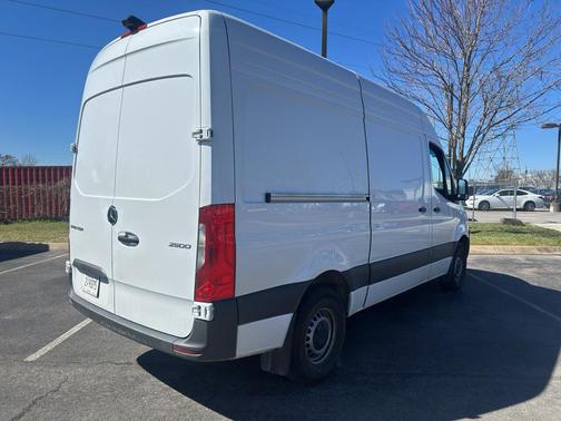 2025 Mercedes-Benz Sprinter 2500 Standard Roof