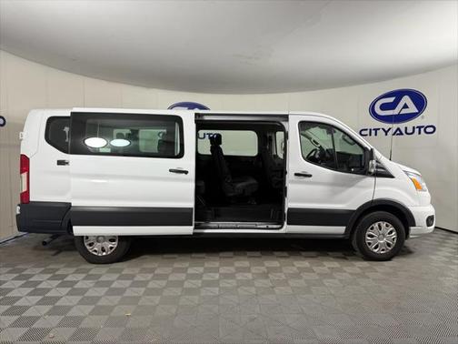 2022 Ford Transit-350 XLT