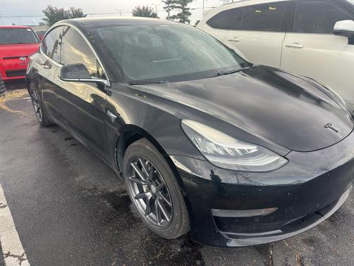 2019 Tesla Model 3 Standard Range Plus