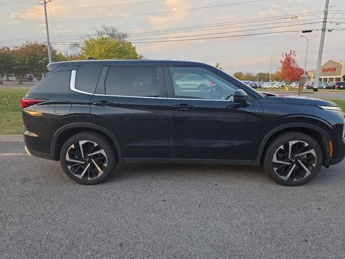 2024 Mitsubishi Outlander SE 2.5 2WD