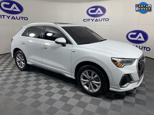 2022 Audi Q3 45 S line Premium Plus