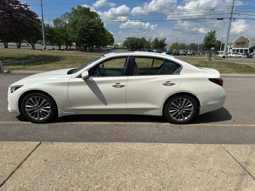 Majestic White 2022 INFINITI Q50 3.0t LUXE
