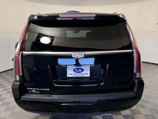 2019 Cadillac Escalade ESV Luxury