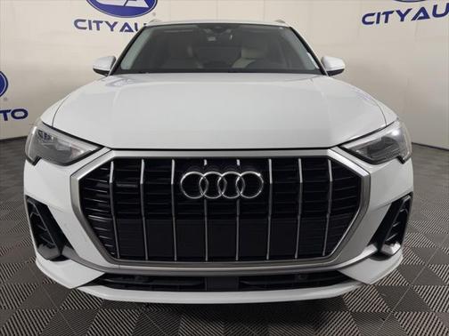 2020 Audi Q3 45 S line Premium