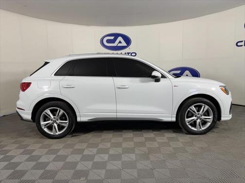 2020 Audi Q3 45 S line Premium