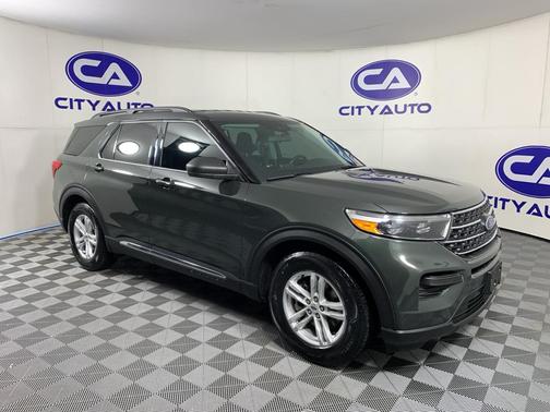 Forged Green Metallic 2022 Ford Explorer XLT