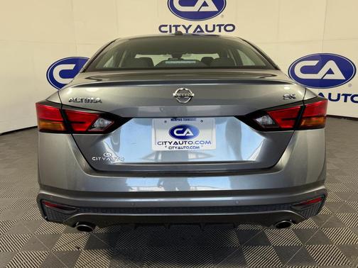 2021 Nissan Altima SR FWD