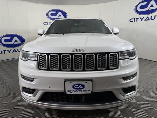 2020 Jeep Grand Cherokee Summit