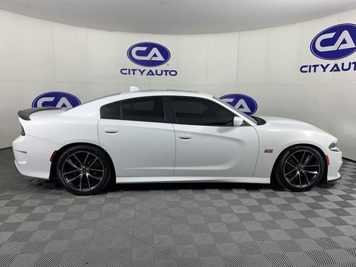 Bright White Clearcoat 2016 Dodge Charger R/T Scat Pack