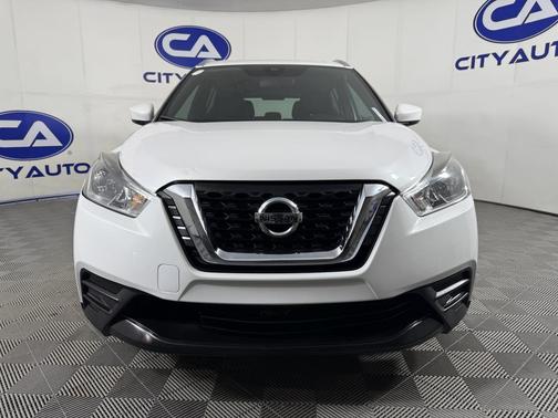 2020 Nissan Kicks SV
