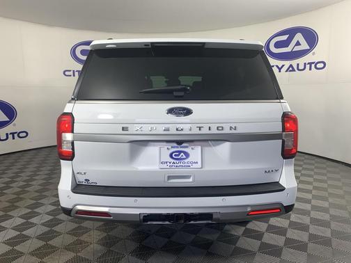 2023 Ford Expedition Max XLT