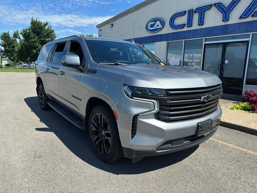 Sterling Gray Metallic 2023 Chevrolet Suburban 4WD High Country