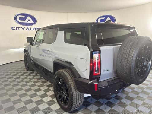 Meteorite Metallic (Grey) 2025 GMC HUMMER EV SUV 2X