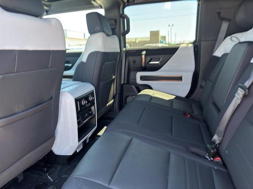 Meteorite Metallic (Grey) 2025 GMC HUMMER EV SUV 2X